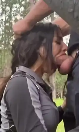 سكس مص زب بقسوة حلق عميق في سن المراهقة نيك عميق